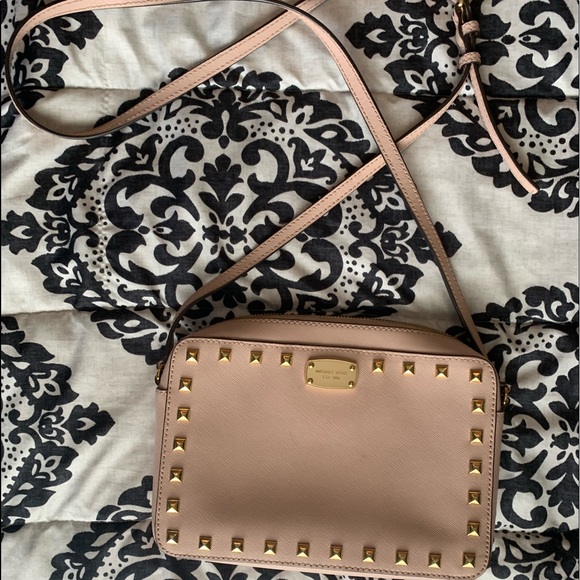 Michael Kors Handbags - Michael Kors pink cross body bag